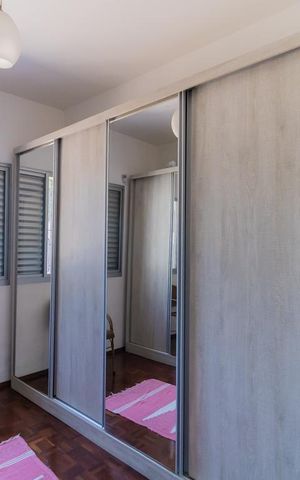 Casa à venda com 203m², 3 quartos e 5 vagas Casa à venda com 203m², 3 quartos e 5 vagasQuarto 2