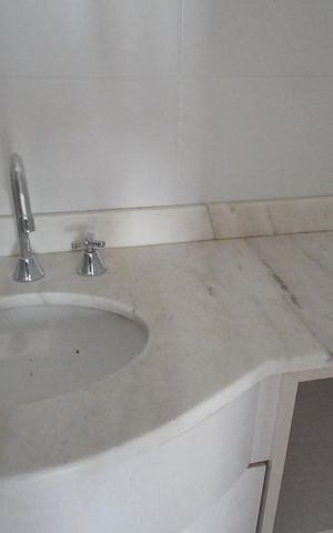 Apartamento à venda com 61m², 2 quartos e 1 vagaBanheiro - Corredor