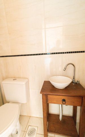 Apartamento para alugar com 70m², 2 quartos e 1 vaga Apartamento para alugar com 70m², 2 quartos e 1 vagaBanheiro