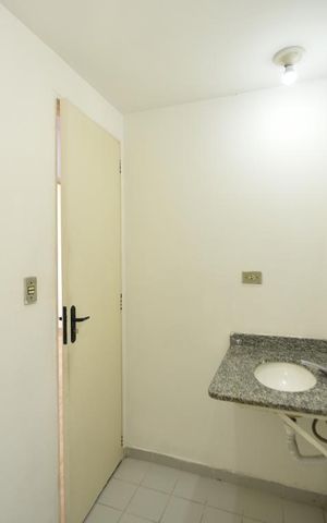 Apartamento para alugar com 78m², 3 quartos e 1 vagaBanheiro 