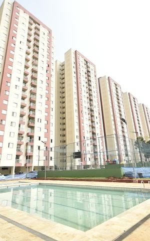 Apartamento para alugar com 78m², 3 quartos e 1 vagaÁrea comum - piscina