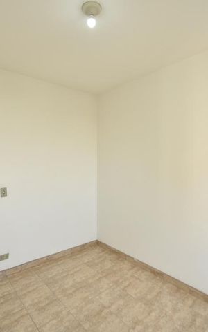 Apartamento para alugar com 78m², 3 quartos e 1 vagaQuarto 2