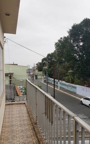 Casa para alugar com 150m², 3 quartos e 1 vaga Casa para alugar com 150m², 3 quartos e 1 vagaVaranda da Sala