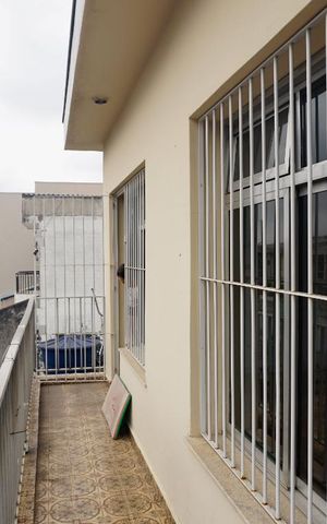 Casa para alugar com 150m², 3 quartos e 1 vaga Casa para alugar com 150m², 3 quartos e 1 vagaVaranda da Sala