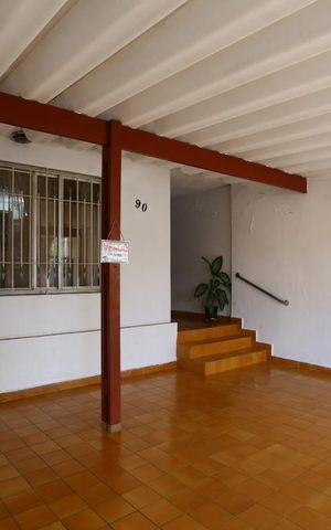 Casa à venda com 185m², 2 quartos e 2 vagasGaragem