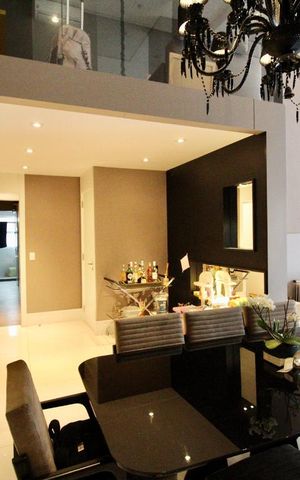 Apartamento à venda com 380m², 3 quartos e 3 vagas Apartamento à venda com 380m², 3 quartos e 3 vagasSala de Jantar
