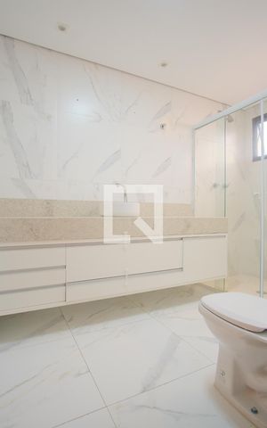 Apartamento à venda com 150m², 4 quartos e 2 vagasBanheiro da Suíte