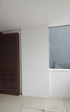 Apartamento à venda com 210m², 3 quartos e 1 vagaSacada Quarto 2 Suíte