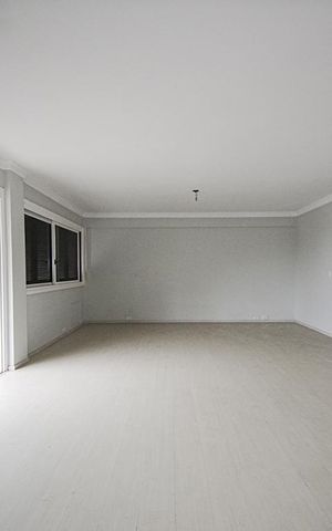 Apartamento à venda com 210m², 3 quartos e 1 vagaSala de Estar