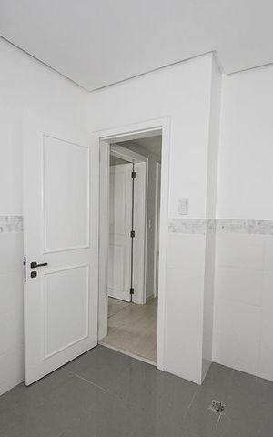 Apartamento à venda com 210m², 3 quartos e 1 vagaBanheiro 3