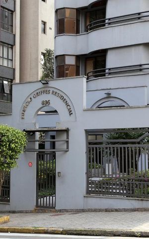 Studio à venda com 35m², 1 quarto e 1 vagaFachada do Condomínio
