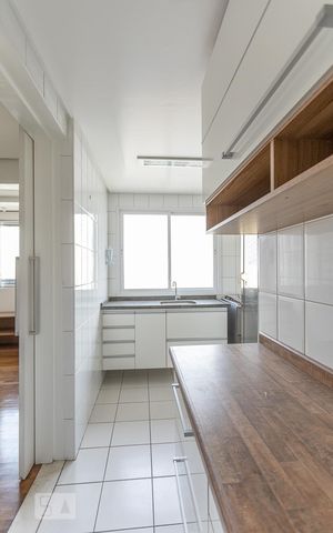 Apartamento à venda com 76m², 3 quartos e 2 vagasCozinha