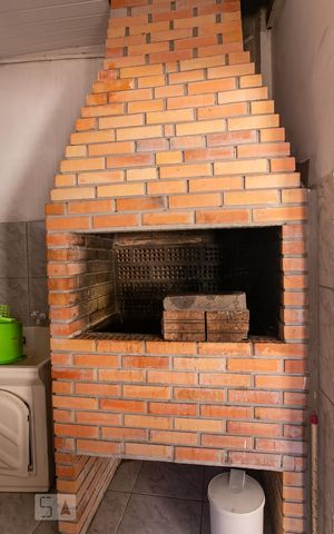 Casa à venda com 150m², 4 quartos e 2 vagasChurrasqueira