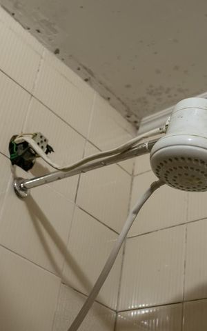 Casa à venda com 150m², 4 quartos e 2 vagasDetalhe