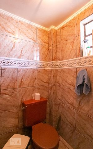 Casa à venda com 150m², 4 quartos e 2 vagasLavabo