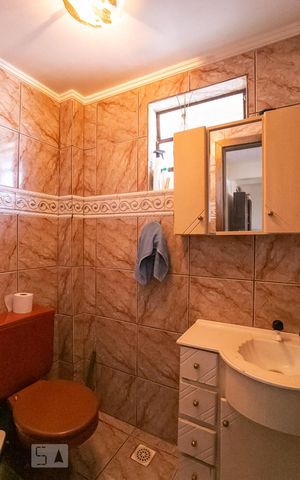 Casa à venda com 150m², 4 quartos e 2 vagasLavabo