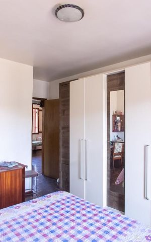 Casa à venda com 150m², 4 quartos e 2 vagasSuíte