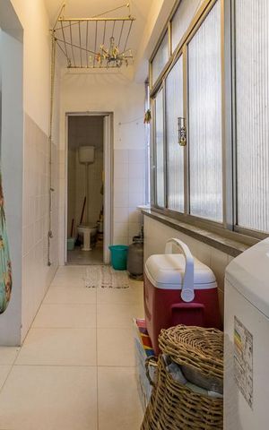 Apartamento à venda com 133m², 3 quartos e sem vaga Apartamento à venda com 133m², 3 quartos e sem vagaDetalhe da area de serviço