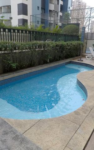 Apartamento para alugar com 65m², 2 quartos e 2 vagasÁrea comum - Piscina