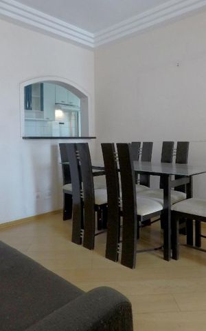 Apartamento para alugar com 65m², 2 quartos e 2 vagasSala