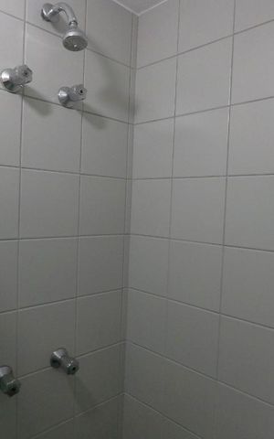 Apartamento para alugar com 65m², 2 quartos e 2 vagasBanheiro