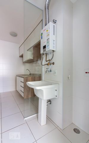 Apartamento para alugar com 67m², 2 quartos e 1 vaga Apartamento para alugar com 67m², 2 quartos e 1 vagaÁrea de Serviço