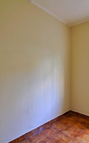 Casa à venda com 200m², 3 quartos e 2 vagasQuarto 3
