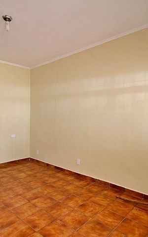 Casa à venda com 200m², 3 quartos e 2 vagasSala