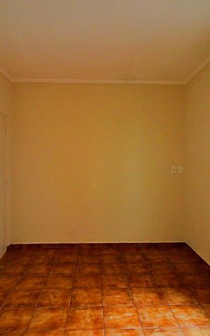 Casa à venda com 200m², 3 quartos e 2 vagasQuarto Suíte