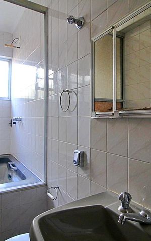 Casa à venda com 200m², 3 quartos e 2 vagasBanheiro da Suíte