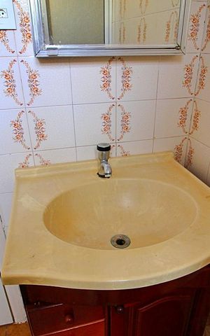 Casa à venda com 200m², 3 quartos e 2 vagasBanheiro