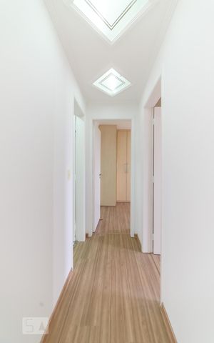 Apartamento para alugar com 66m², 2 quartos e 2 vagas Apartamento para alugar com 66m², 2 quartos e 2 vagasCorredor