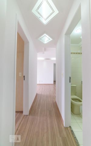 Apartamento para alugar com 66m², 2 quartos e 2 vagas Apartamento para alugar com 66m², 2 quartos e 2 vagasCorredor