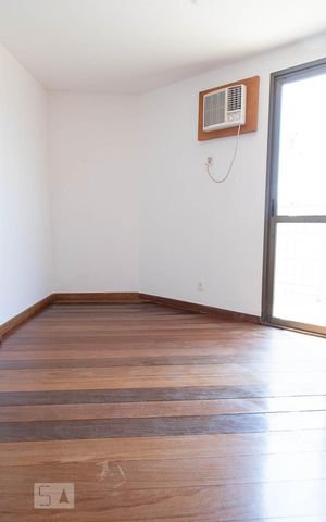 Apartamento à venda com 347m², 4 quartos e 5 vagas Apartamento à venda com 347m², 4 quartos e 5 vagasSuíte 1