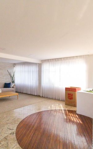 Apartamento à venda com 129m², 3 quartos e 2 vagas Apartamento à venda com 129m², 3 quartos e 2 vagasHall de Entrada