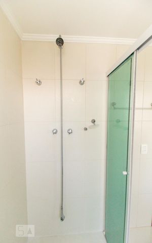 Apartamento à venda com 129m², 3 quartos e 2 vagas Apartamento à venda com 129m², 3 quartos e 2 vagasBanheiro Quarto 3 - Suíte