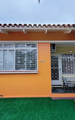Casa à venda com 197m², 3 quartos e 4 vagasFachada