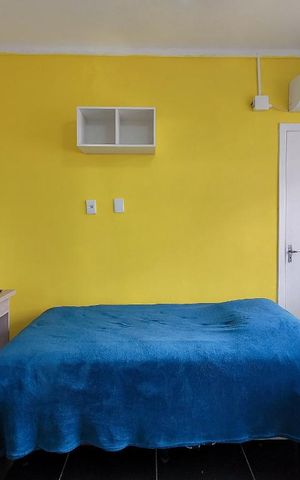Casa à venda com 197m², 3 quartos e 4 vagasKitnet