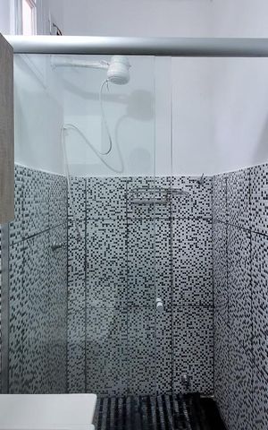 Casa à venda com 197m², 3 quartos e 4 vagasKitnet