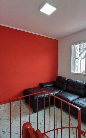 Casa à venda com 197m², 3 quartos e 4 vagasSala de Tv  - Edícula