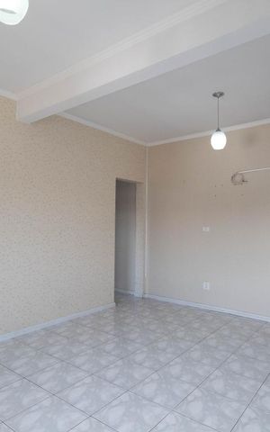 Casa à venda com 250m², 3 quartos e 4 vagas Casa à venda com 250m², 3 quartos e 4 vagasSuíte