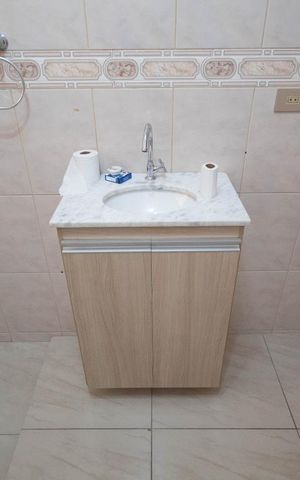 Casa à venda com 250m², 3 quartos e 4 vagas Casa à venda com 250m², 3 quartos e 4 vagasLavabo