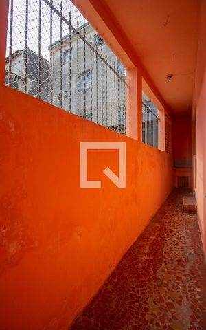 Casa para alugar com 100m², 2 quartos e sem vaga Casa para alugar com 100m², 2 quartos e sem vagaQuintal