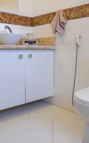 Casa à venda com 238m², 4 quartos e 3 vagasBanheiro Social