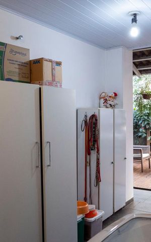 Casa à venda com 238m², 4 quartos e 3 vagasÁrea de Serviço