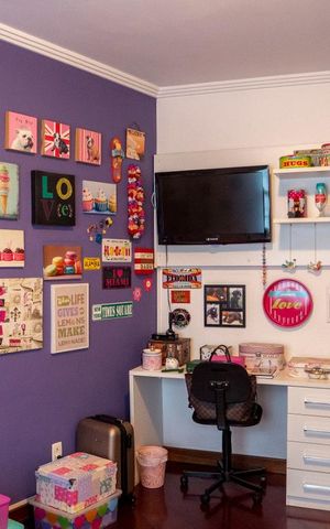 Casa à venda com 238m², 4 quartos e 3 vagasSuíte