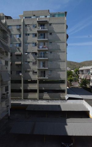 Apartamento para alugar com 68m², 2 quartos e sem vagaVista da sala