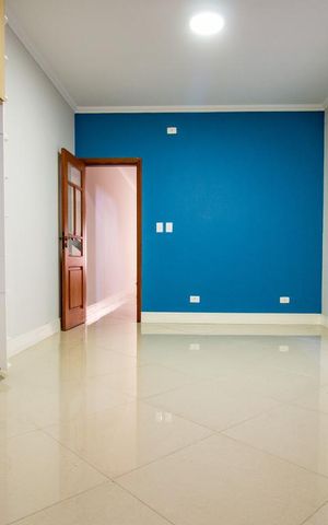 Casa à venda com 150m², 3 quartos e 2 vagas Casa à venda com 150m², 3 quartos e 2 vagasCozinha
