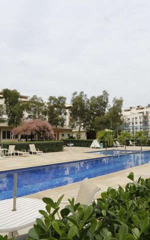 Apartamento à venda com 70m², 3 quartos e 1 vagaÁrea comum - Piscina