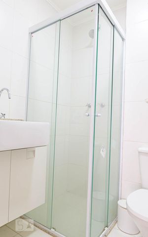 Studio à venda com 28m², 1 quarto e sem vaga Studio à venda com 28m², 1 quarto e sem vagaBanheiro